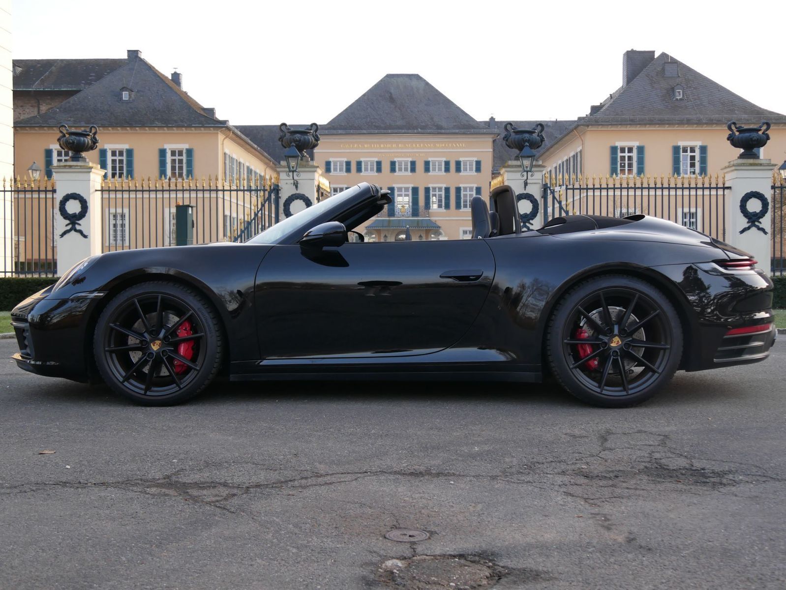 Fahrzeugabbildung Porsche 911 Carrera 3.0 4S Cabriolet SPORTABGAS BOSE