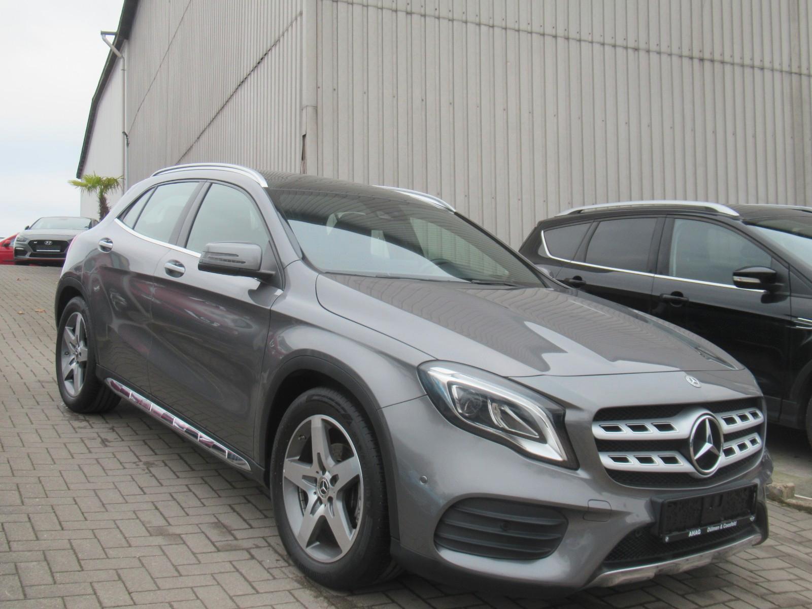 Mercedes-Benz GLA 180 AMG- NAVI-LED-PANO-SHZ-KAMERA-18"ALU