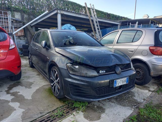 Volkswagen VOLKSWAGEN Golf GTD 2.0 TDI DSG 5 porte