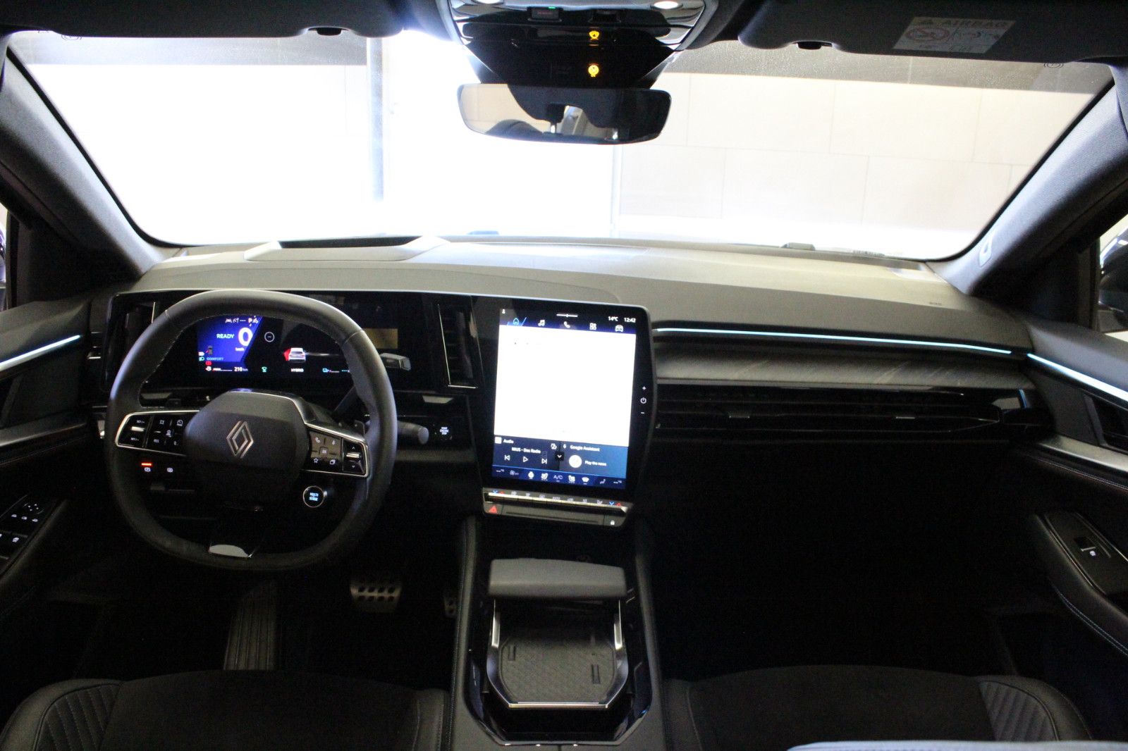 Fahrzeugabbildung Renault Rafale Hybrid E-Tech 4x4 300 PHEV Esprit Alpine