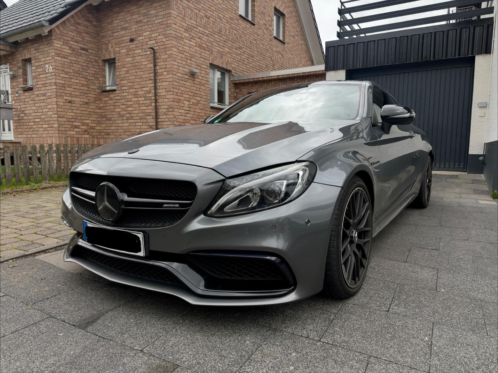 Mercedes-Benz C 63 AMG