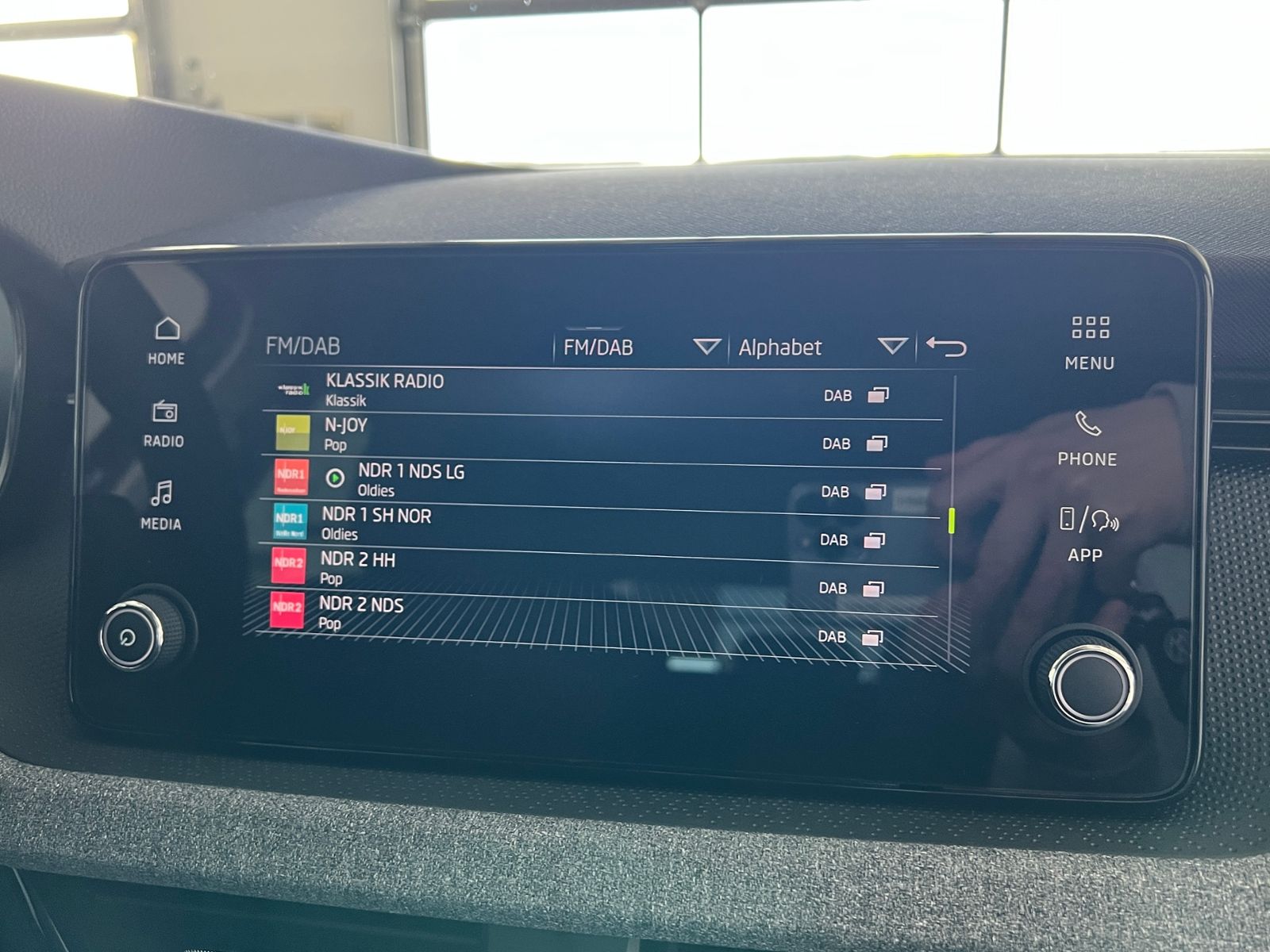 Fahrzeugabbildung SKODA Scala Selection 1.0 TSI DSG *LED, ACC, SmartLink