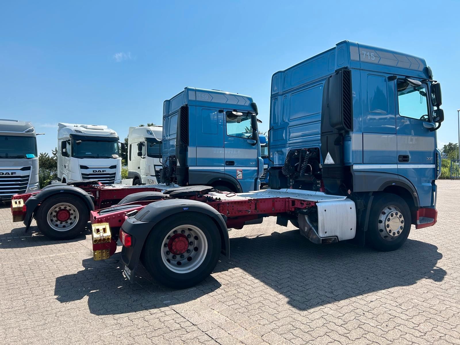 Fahrzeugabbildung DAF 2 Stk. XF 450 FT, ADR