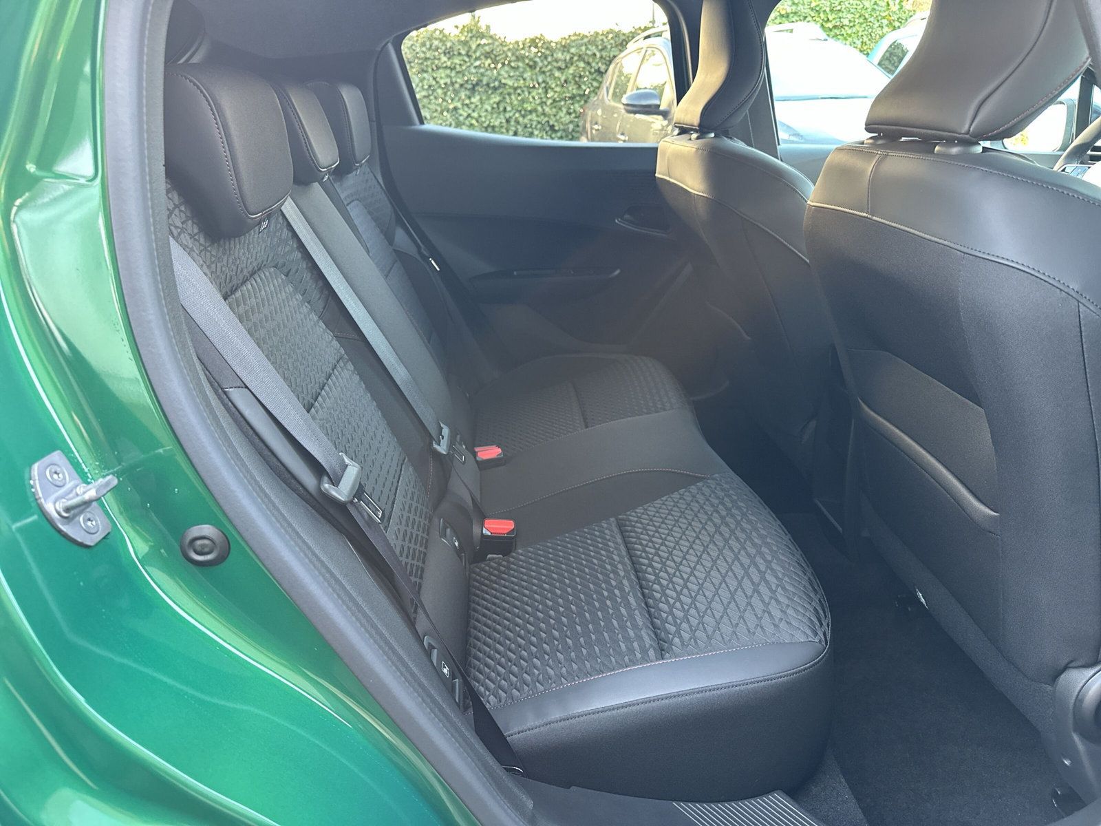 Renault Clio - Bild 10
