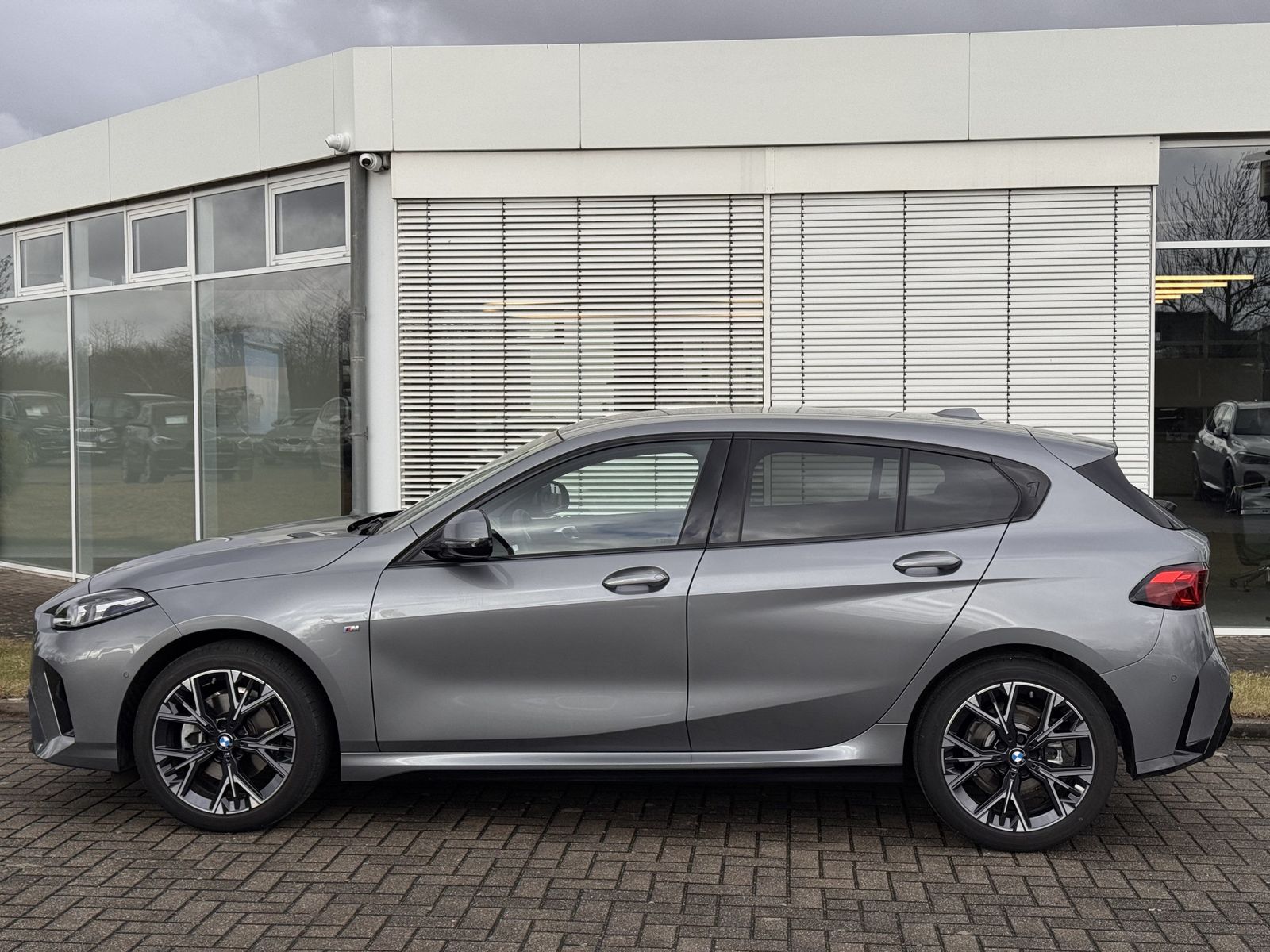 BMW 118d M-SPORT-DESIGN,18 LM AHK KAMERA foto 3