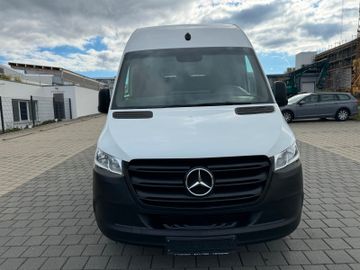 Mercedes Sprinter - 2