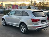 Audi Q7 3.0 TDI 245 PS quattro S-line/TV/PANO - Audi Q7 in Bonn