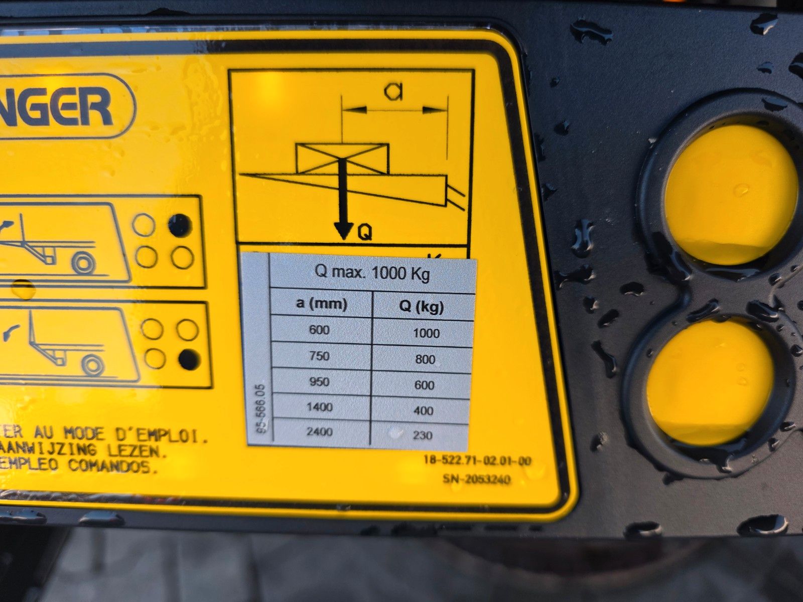 Fahrzeugabbildung Iveco Eurocargo 80E21 Koffer LBW