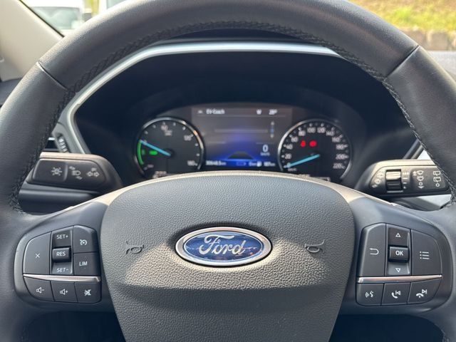 Fahrzeugabbildung Ford Kuga 2,5 PHEV Cool & Connect #PHEV #Klima Cool