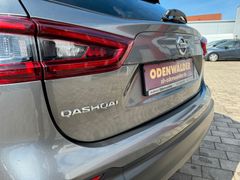 NISSAN Qashqai 1.3DIG-T Akari Autom. DCT Pano Voll-Lede