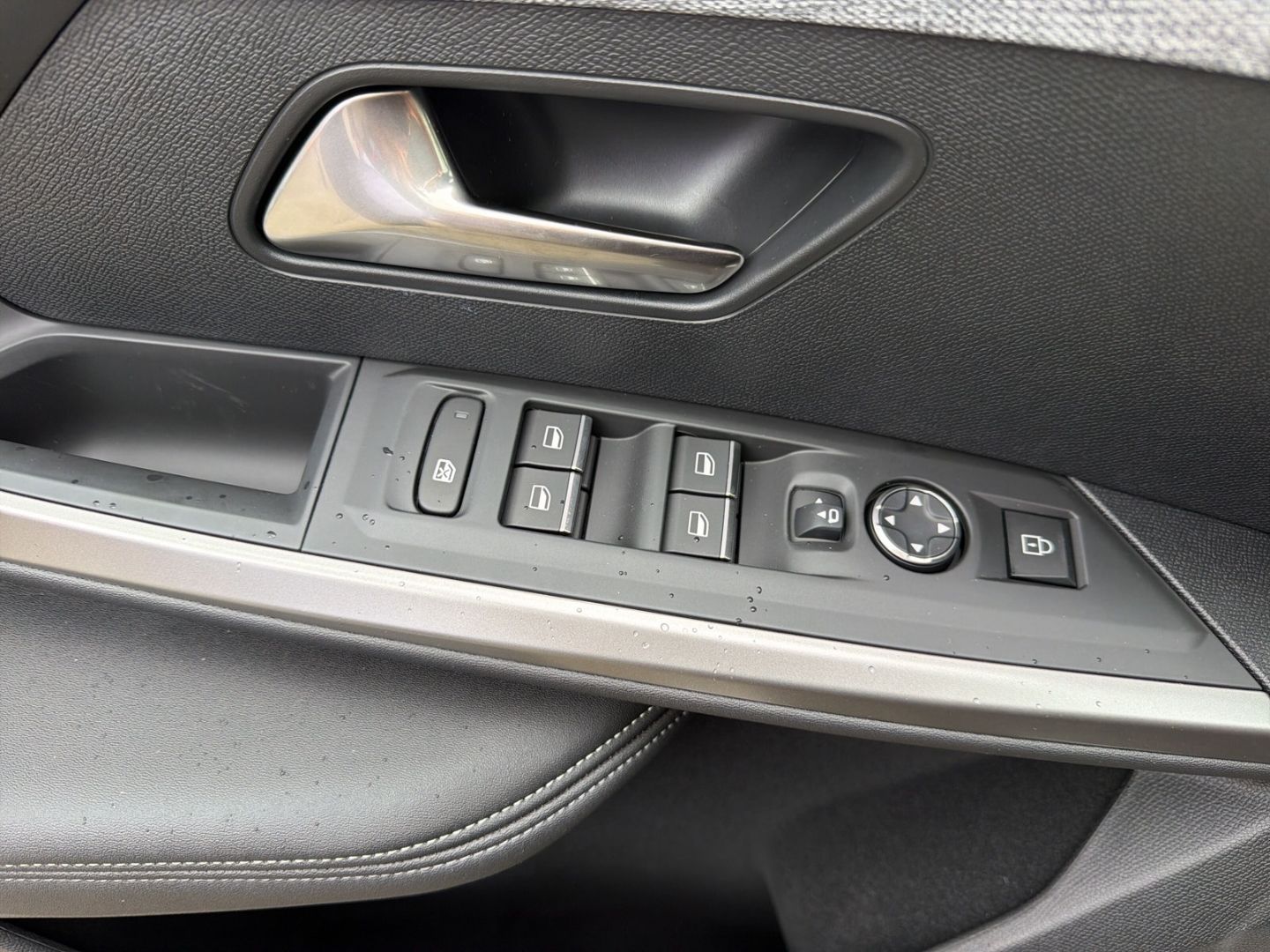 Peugeot 5008 - Bild 20
