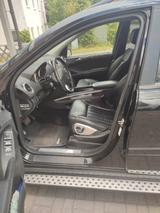 Mercedes-Benz ML 320 CDI 4MATIC -AMG Optik  - Mercedes-Benz ML 320: AMG