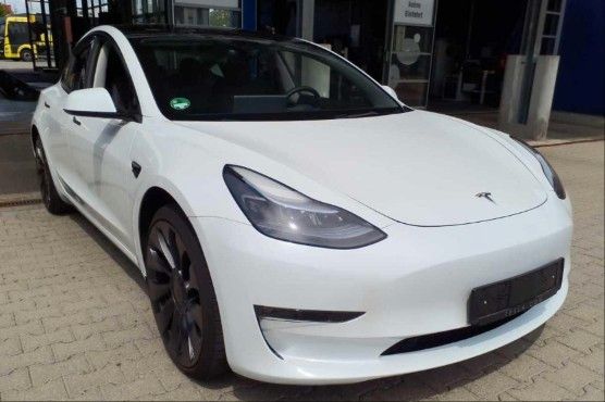 Tesla Model 3 Performance Dual AWD94,4%SOH Pano 4x SHZ foto 2