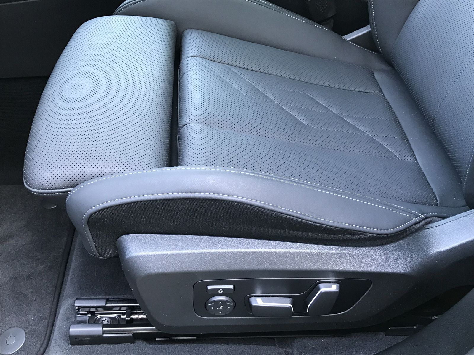BMW X3 M50 xDrive Sportpaket Pro HK HiFi DAB LED RFK foto 7