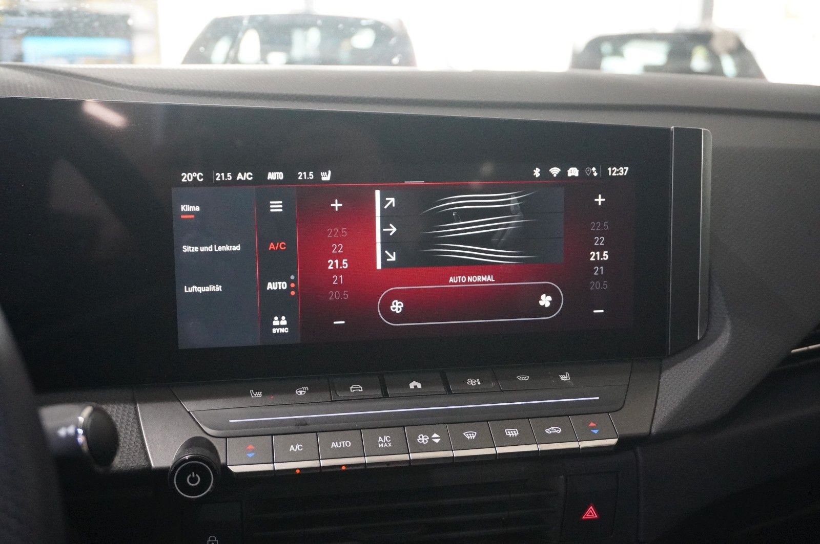 Fahrzeugabbildung Opel Astra L ST 1.5D ULTIMATE NAVI/LED/360°/PANO/DAB+