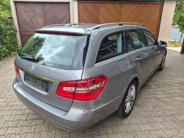 Mercedes E 250 - 9