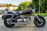 Andere TRIUMPH America 900 - Andere mit Benzin-Antrieb: Violett