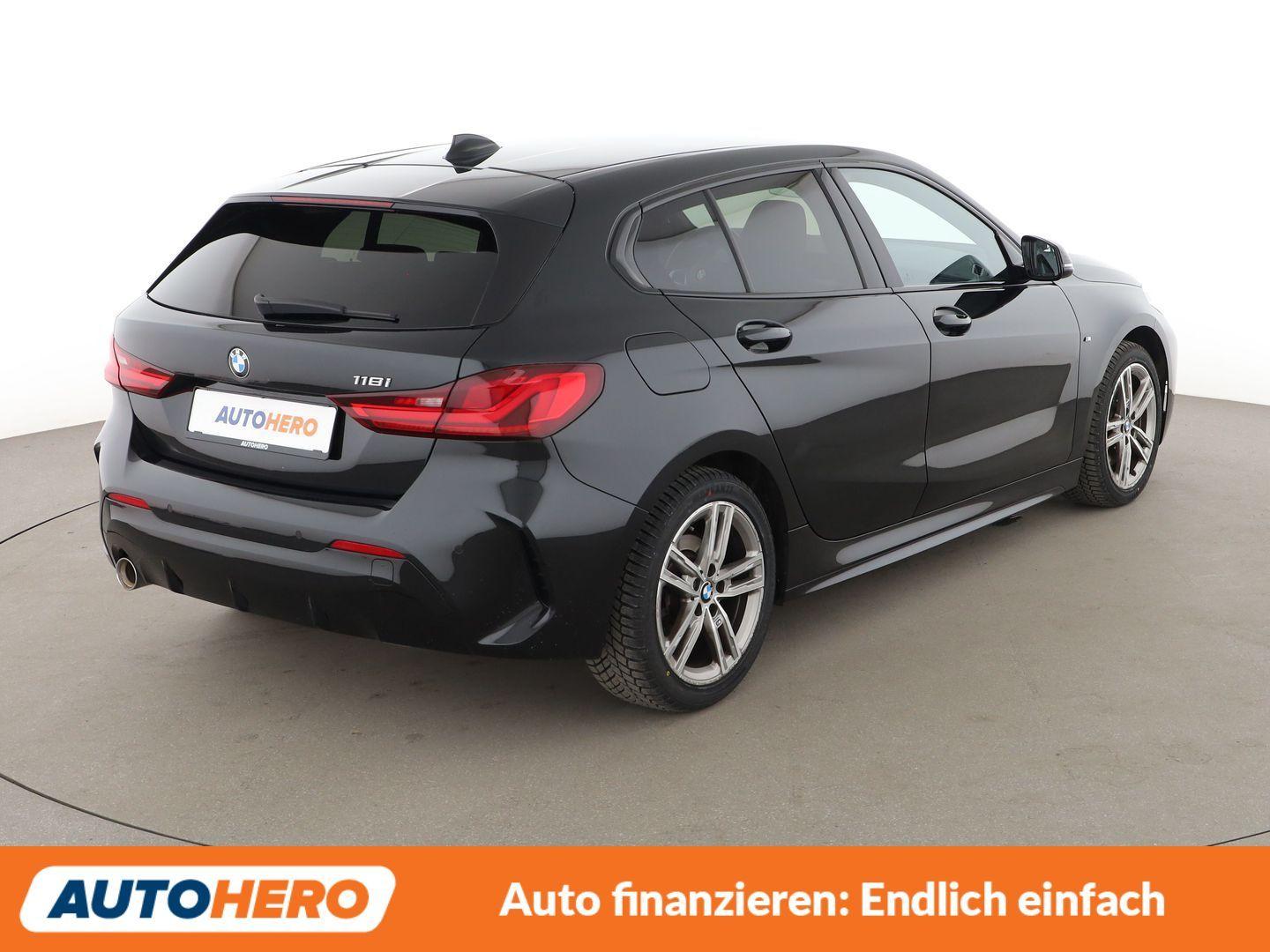 BMW 1er 118i M Sport Aut.*NAVI*TEMPO*PDC*SHZ*ALU*