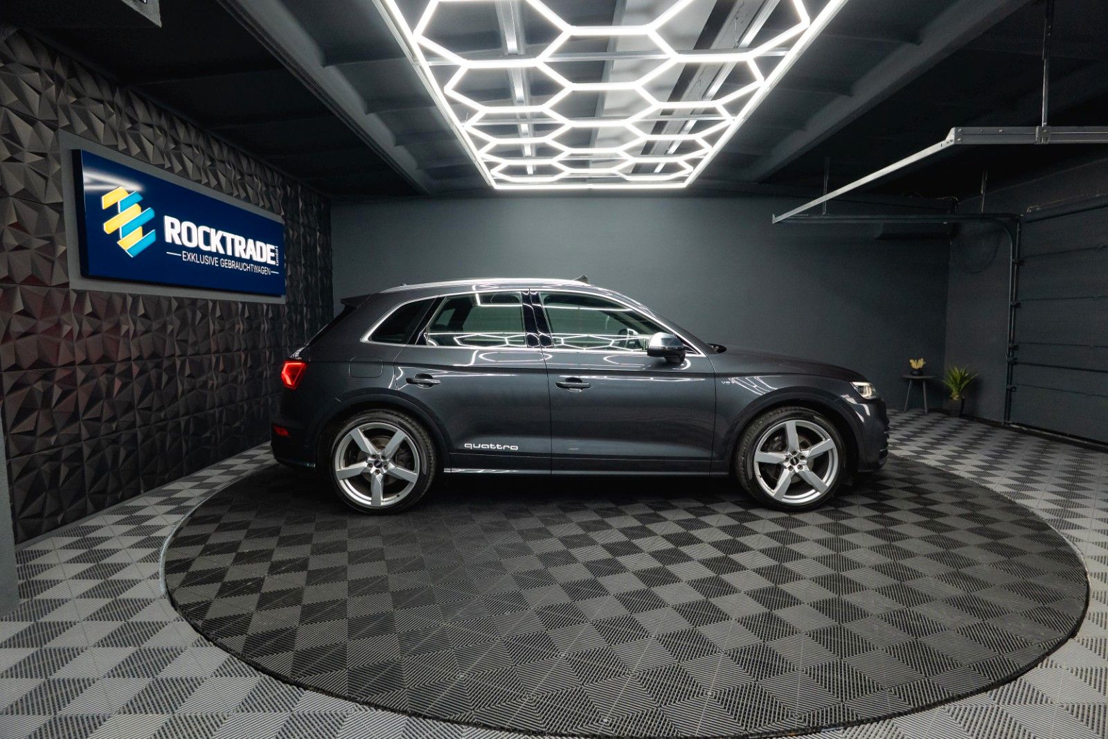 Fahrzeugabbildung Audi SQ5 3.0 TFSI quattro | Pano | Virtual | ACC | 21