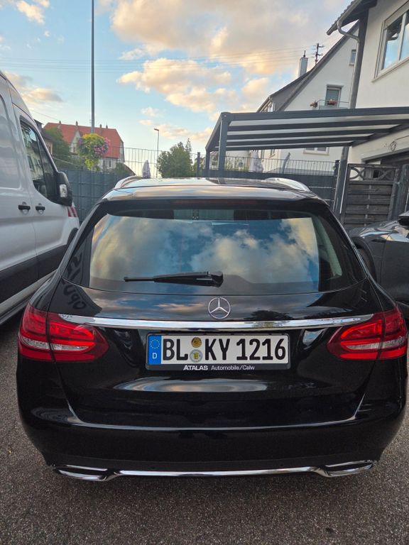 Image of Mercedes-Benz C 220