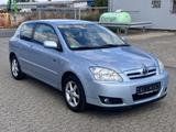 Toyota Corolla 1.4 Sol aus 1.Hand & Scheckheftgepflegt - Toyota Corolla Gebrauchtwagen in Köln