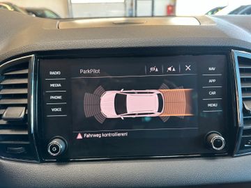MYAUTOCENTER – Gebraucht- und Jahreswagen mit Werkstattservice in Pfaffenhofen Skoda Karoq*KEYLESS*StHZ(VH)*2-ZONEN*ACC*LED*CARPLAY*