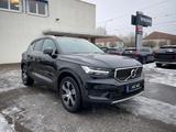 Volvo XC40 T3 Inscription Aut. ACC BLIS Pano Cam AHK - Volvo XC40 Inscription mit Benzin-Antrieb
