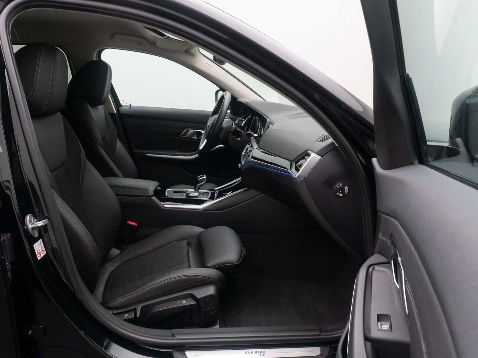 BMW 3 Series d Sport Line DAB Alarm PDC GeschwindigReg 17", миниатюра 25