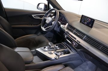 Audi Q7 50 TDI qu. S-LINE LUFT+HUD+ACC+PANO+22"+AHK