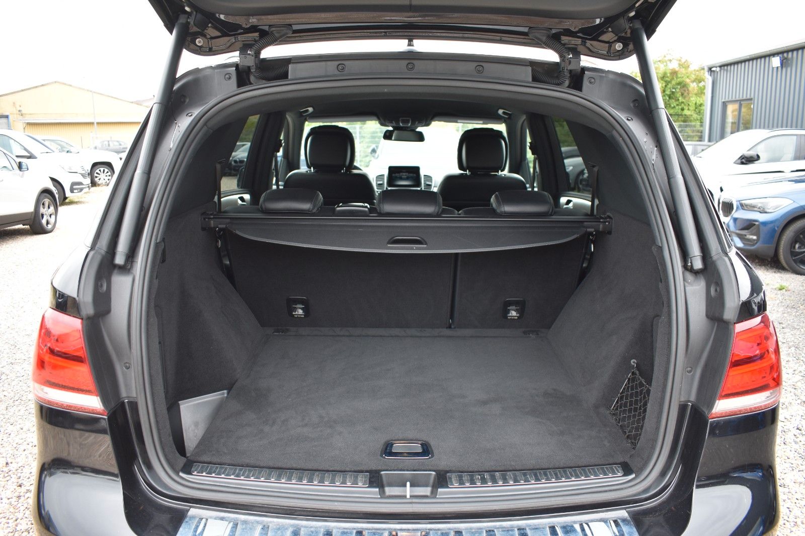 Fahrzeugabbildung Mercedes-Benz GLE 350 4Matic AMG line Nightp.Sitzbelüftung H&K