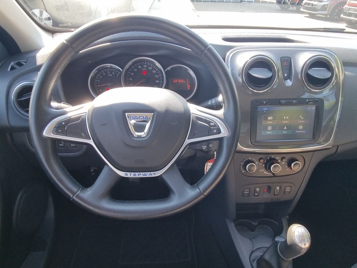 Fahrzeugabbildung Dacia Sandero Stepway Prestige TCe 90