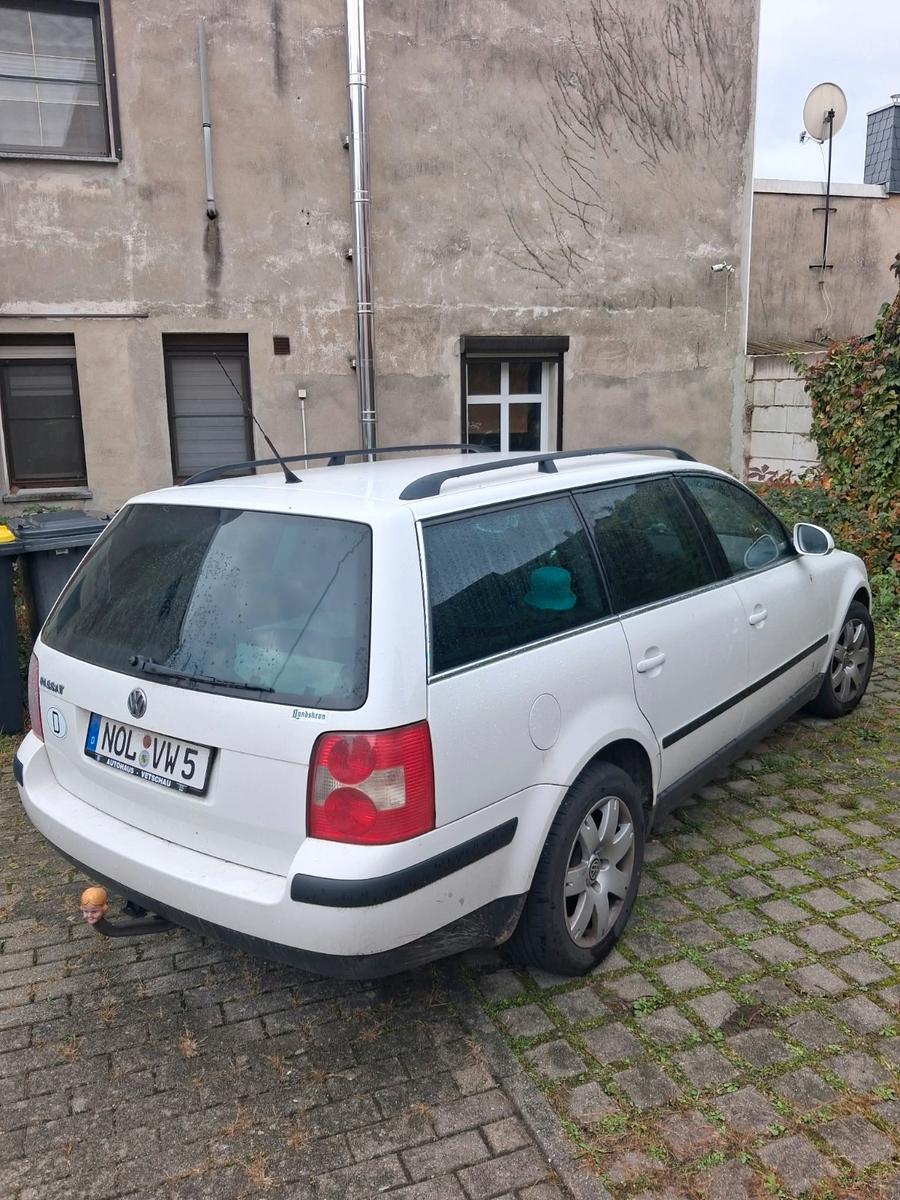 Volkswagen Passat 2004 — photo 7