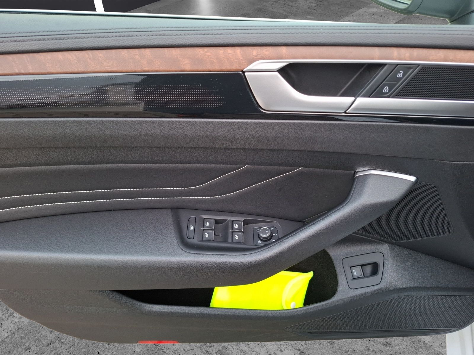 Fahrzeugabbildung Volkswagen Arteon SB TSI Elegance DSG LED Navi AID ACC RFK