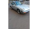 Porsche 911 - Porsche aus 1988: 911