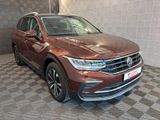 Volkswagen Tiguan United*ACC*AMBIENTE-APPLE-AHK-LED-KLIMA - Volkswagen Tiguan in Magdeburg