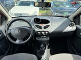 Renault Twingo Authentique/Klima/Servo/Isofix/ZV/2. Hand - Renault Twingo Gebrauchtwagen in Köln
