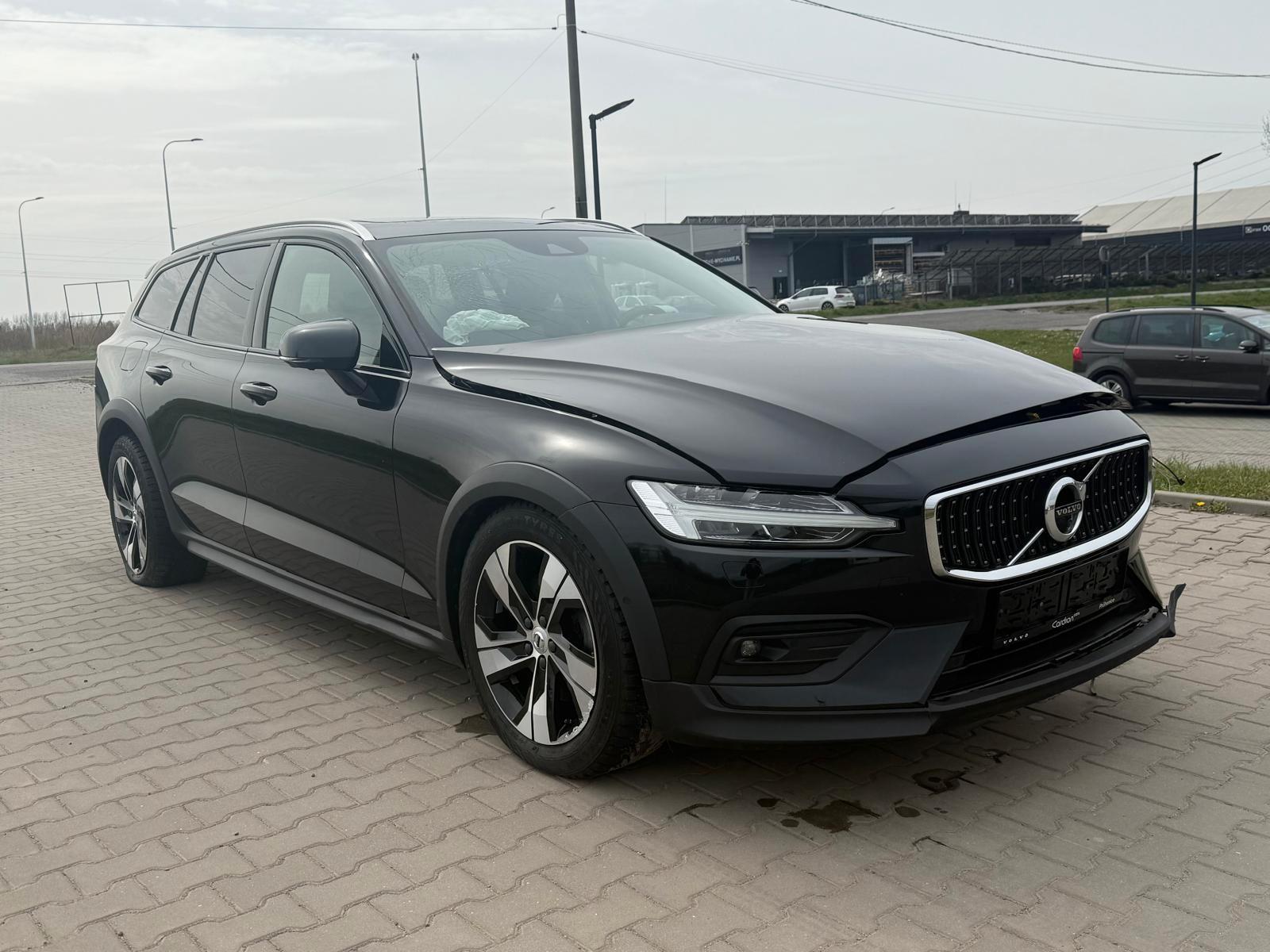 Volvo V60 Cross Country D4 AWD Geartronic Pro