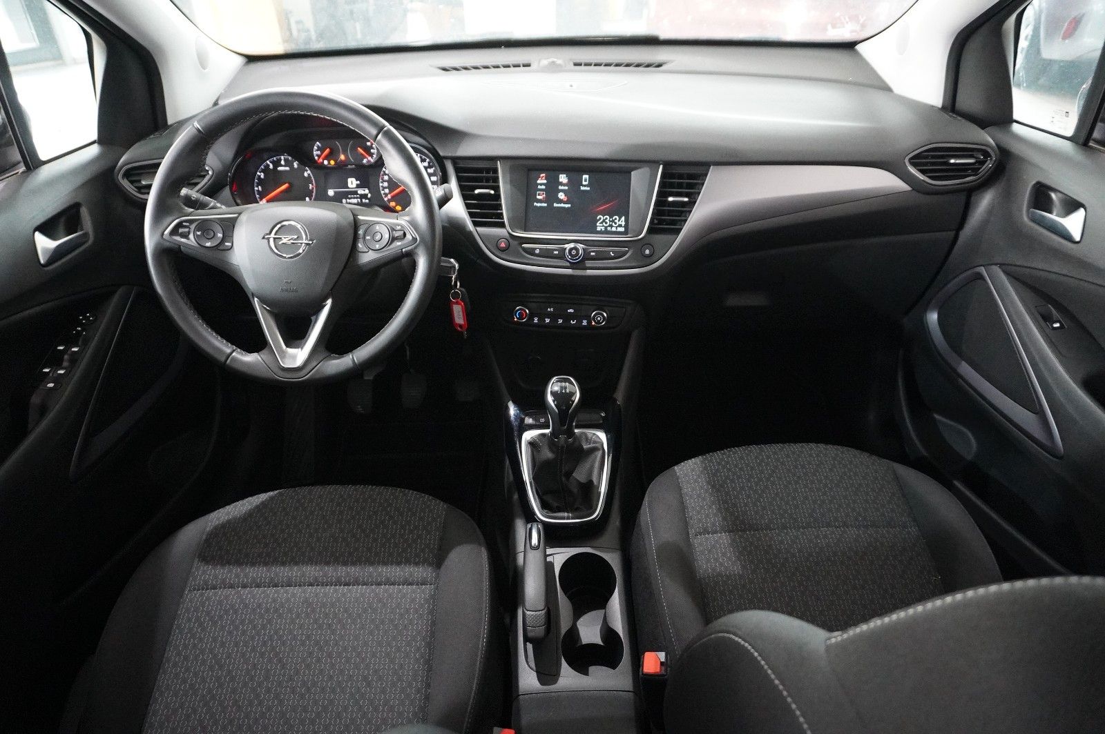 Fahrzeugabbildung Opel Crossland (X) 1.2 EDITION NAVI/LED/KAMERA/DAB+