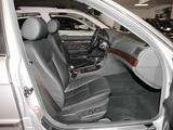 BMW 740i A - - silberne BMW 740