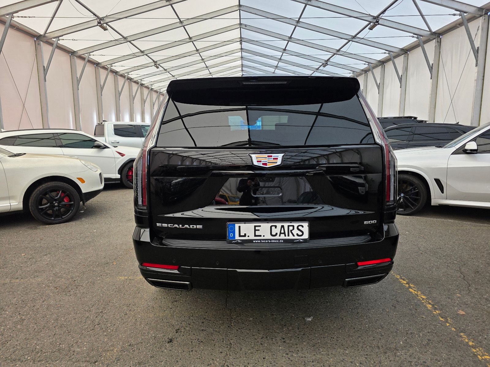 Fahrzeugabbildung Cadillac Escalade Sport Platinum T1: 129.000 EUR, Stock !