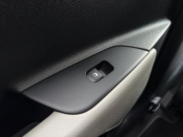 Kia Stonic 1.0T DCT7 120 Mild-Hybrid Spirit Navi LED