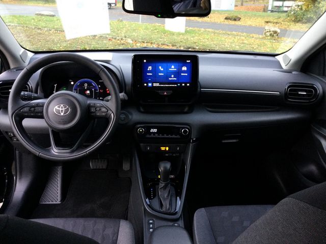 Yaris 1.5 Hybrid Teamplayer SHZ KAMERA ACC LED