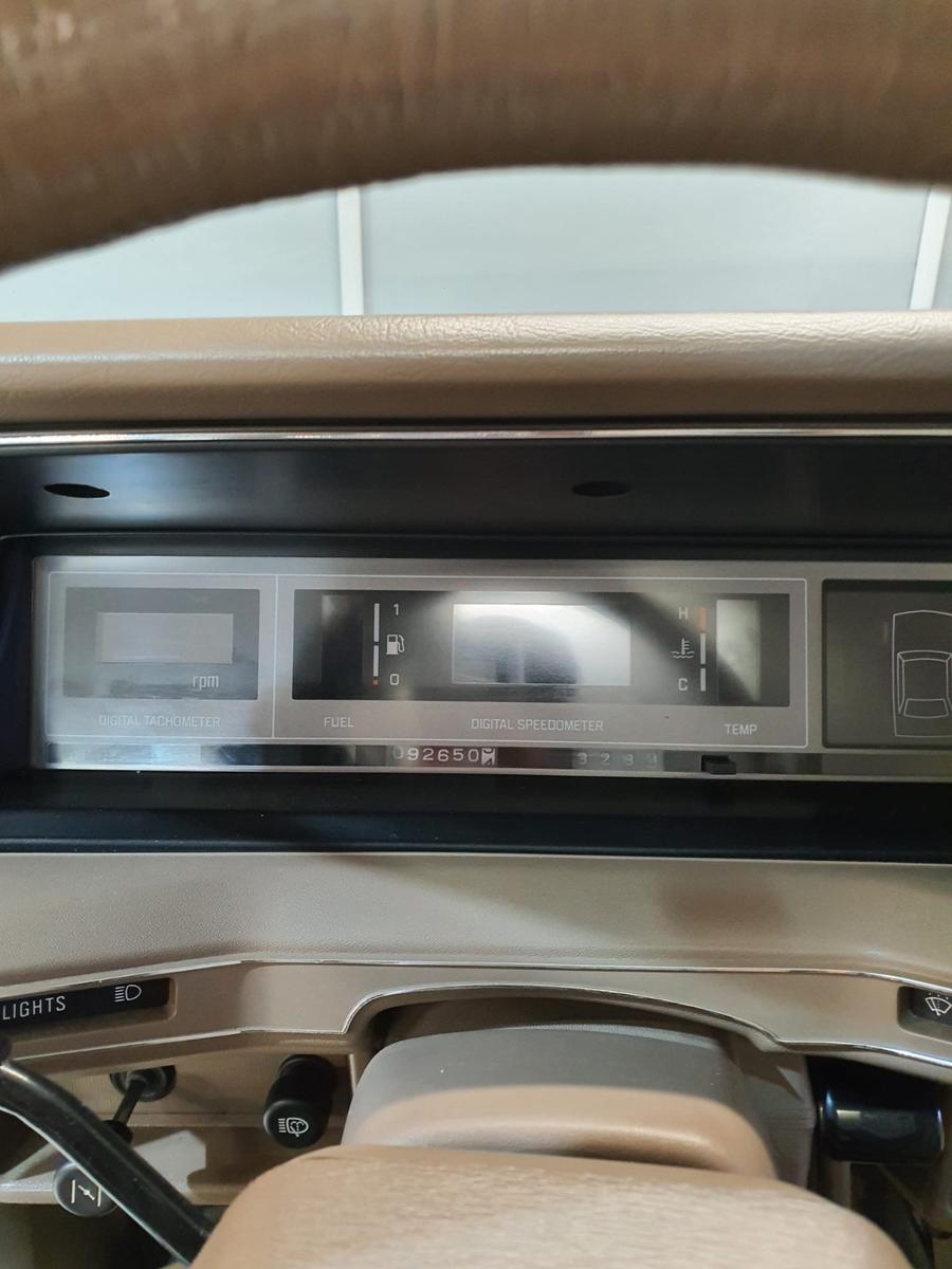 Subaru Superstation Klimaanlage, Digitalamaturen