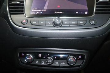 Fotografie des Opel Crossland (X) Crossland 1.2 Automatik Elegance Paket