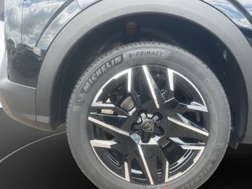 Peugeot 3008 1.2 145 GT Kam.+KeyLess+LED+Navi+SHZ+ACC+LM