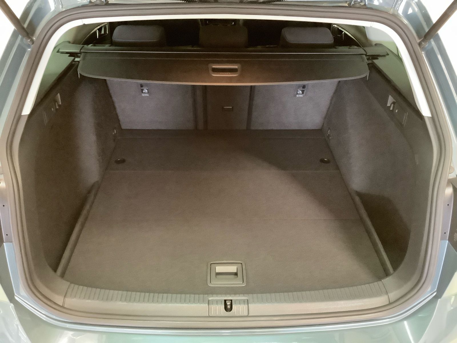 Golf Variant IQ.Drive 1,6 TDI 85 kW DSG LED, AC