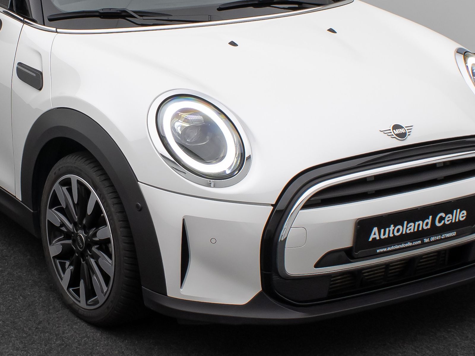 Fahrzeugabbildung MINI Cooper Cabrio Kamera HUD H/K Komfort Sport Voll
