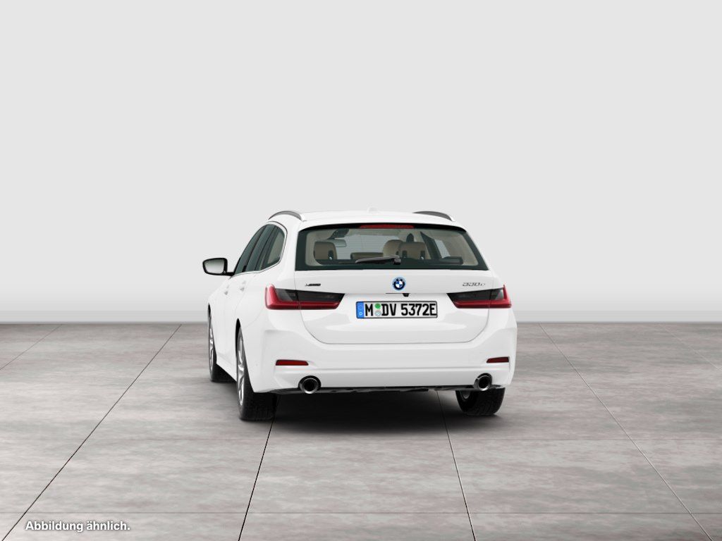 BMW 330e xDrive PANO DA Prof RFK PA HiFi Komfort foto 7