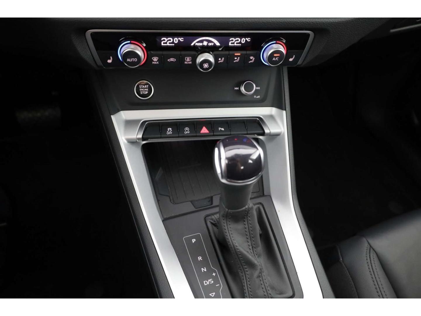 Audi Q3 35 TFSI Advanced S-Tronic AHK/Leder/NAV/RFK, миниатюра 17