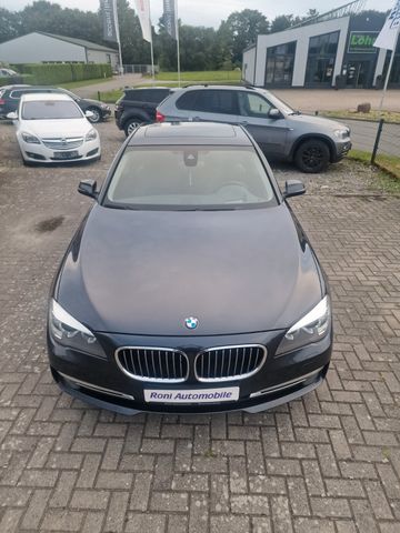 BMW 730 Baureihe 7 730d ACC Soft CLose+Kam.+ Head-UP